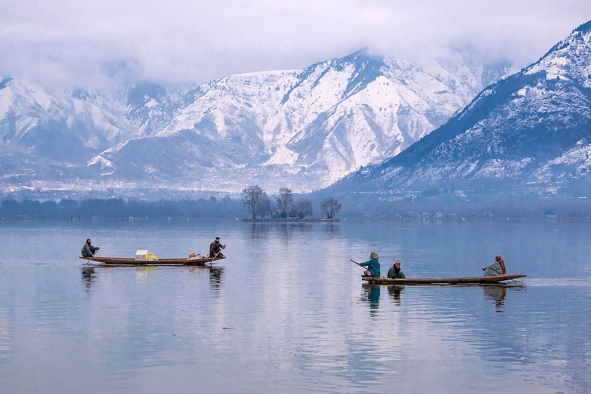 Enjoy Landscape in Kashmir